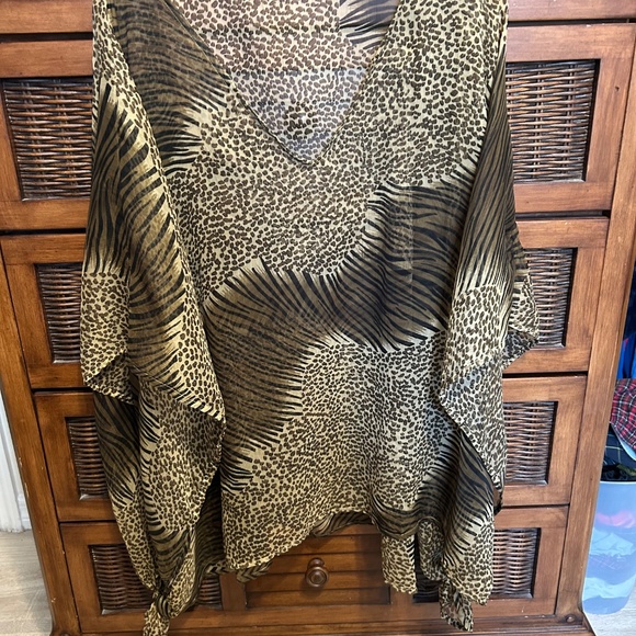 Fashion Animal Print Poncho - One Size - Picture 5 of 8